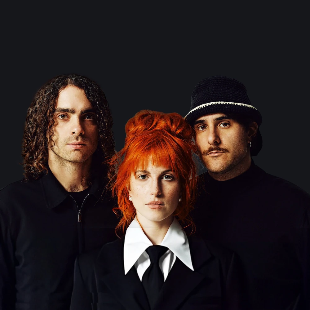 picture of the band members of paramore